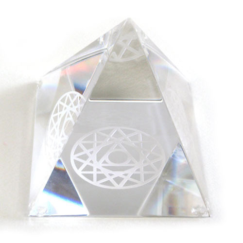 크리스털피라미드