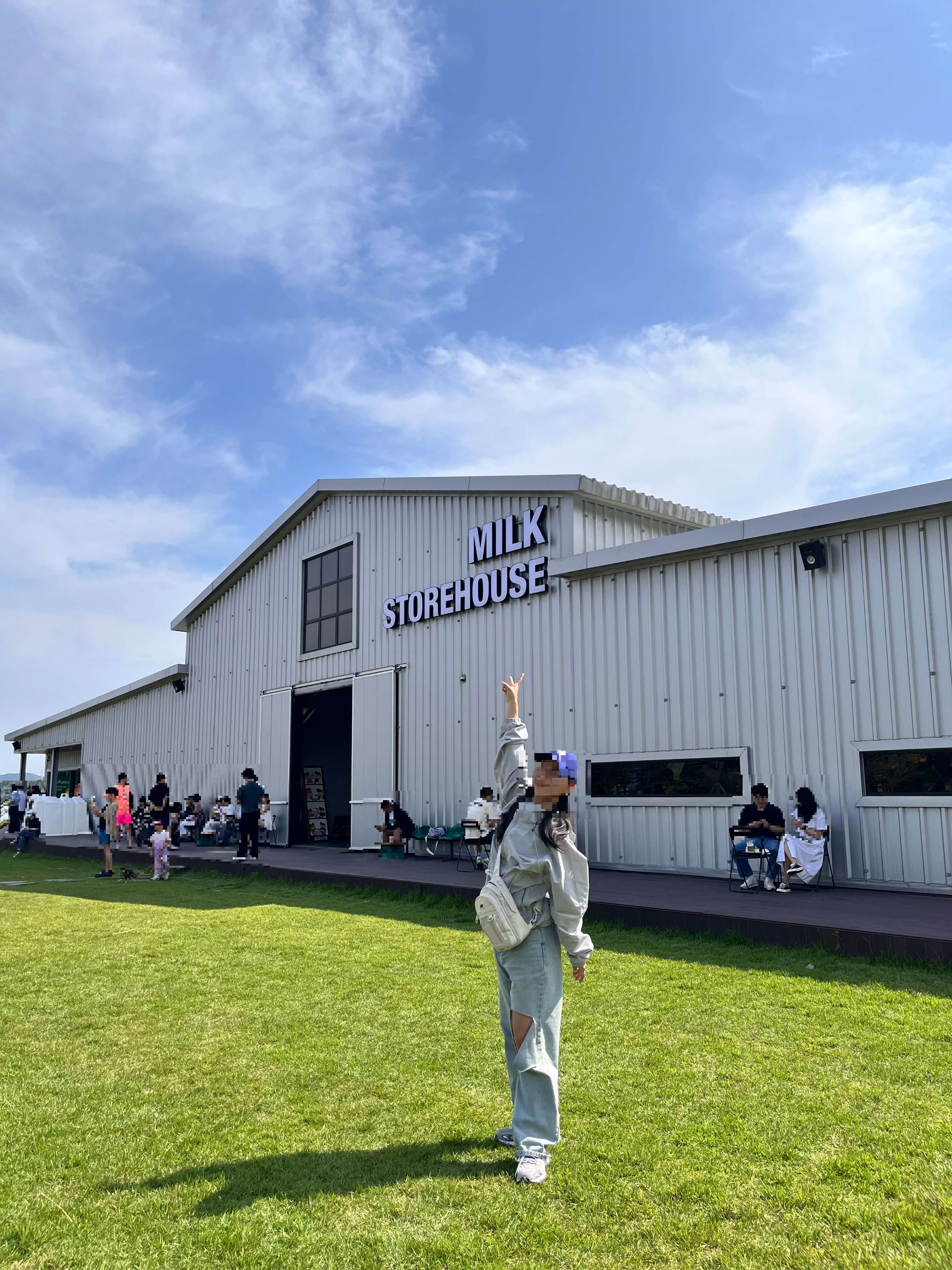 보령 목장 대형카페 우유창고