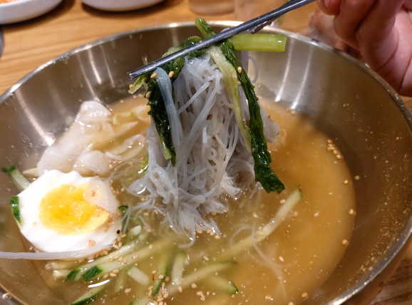 종로 물냉면