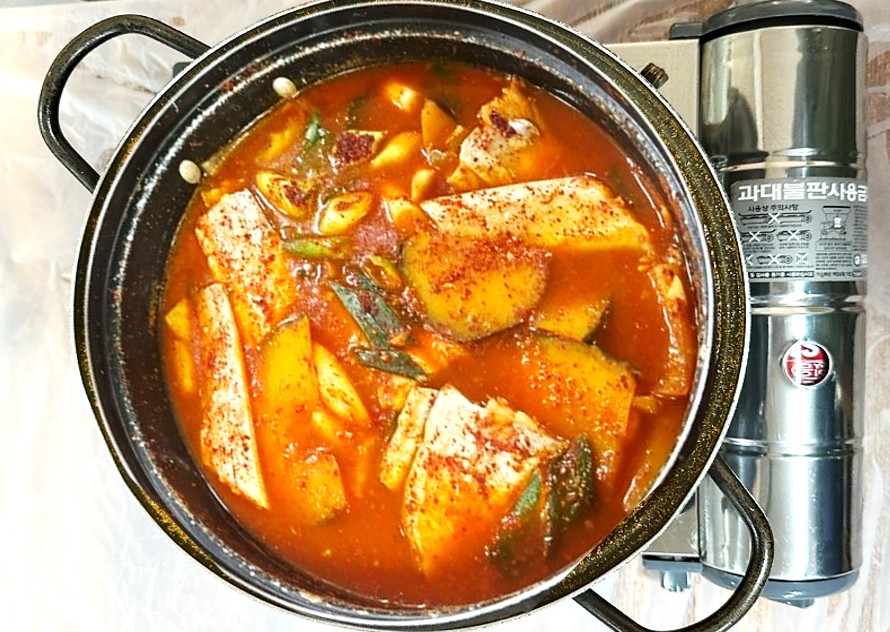 태안 덕수식당의 갈치찌개