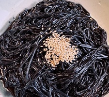 오징어먹물잡채