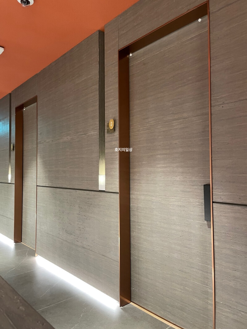 용산 이태원 한식 맛집 덕분 몬드리안 - 단체룸