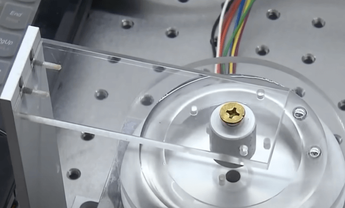 반도체 제조 과정을 찍은 사진