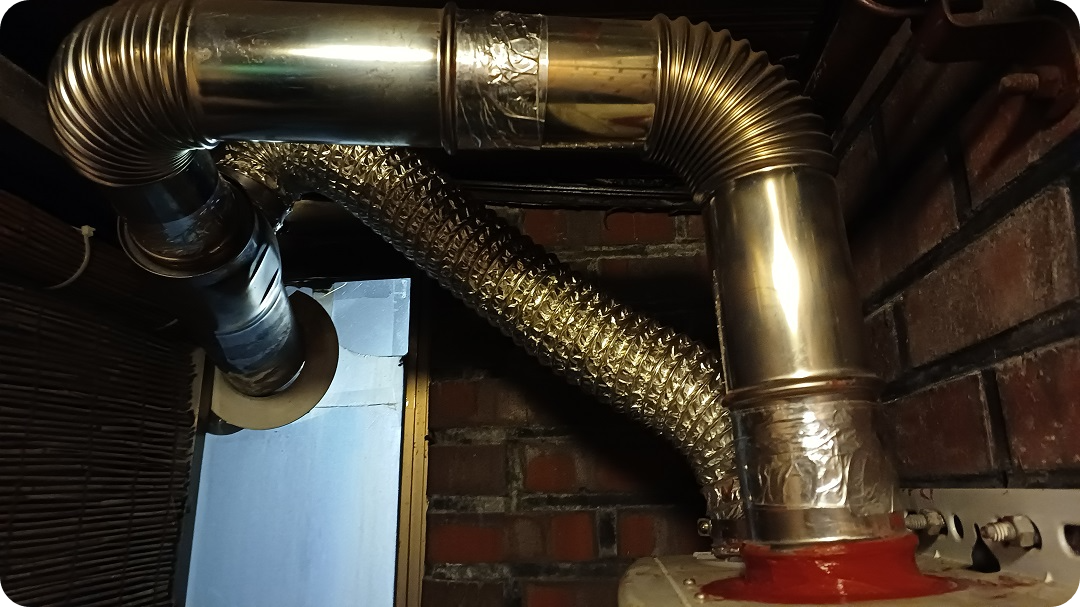 틈새-마감용-은박테이프를-부착한-상태