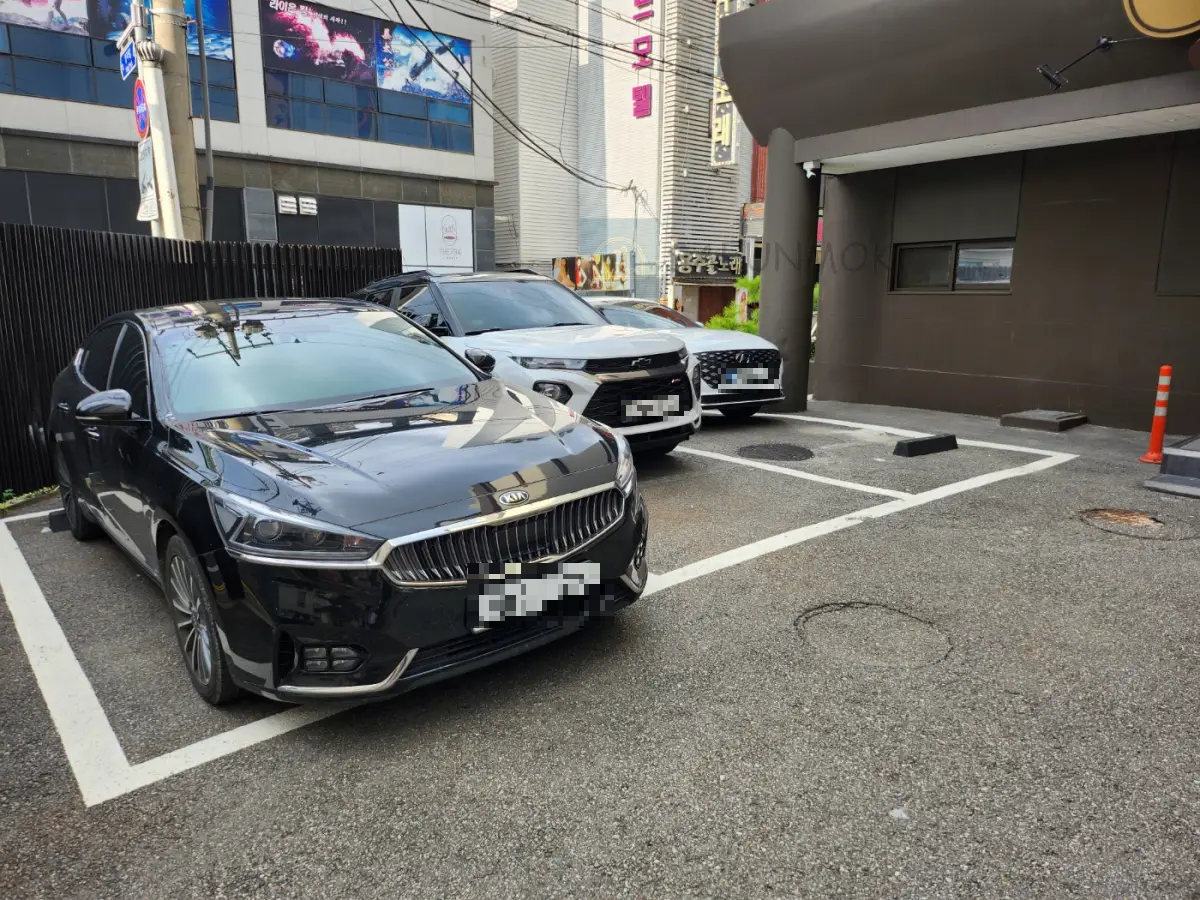 천안-요수리구리-호텔-주차장