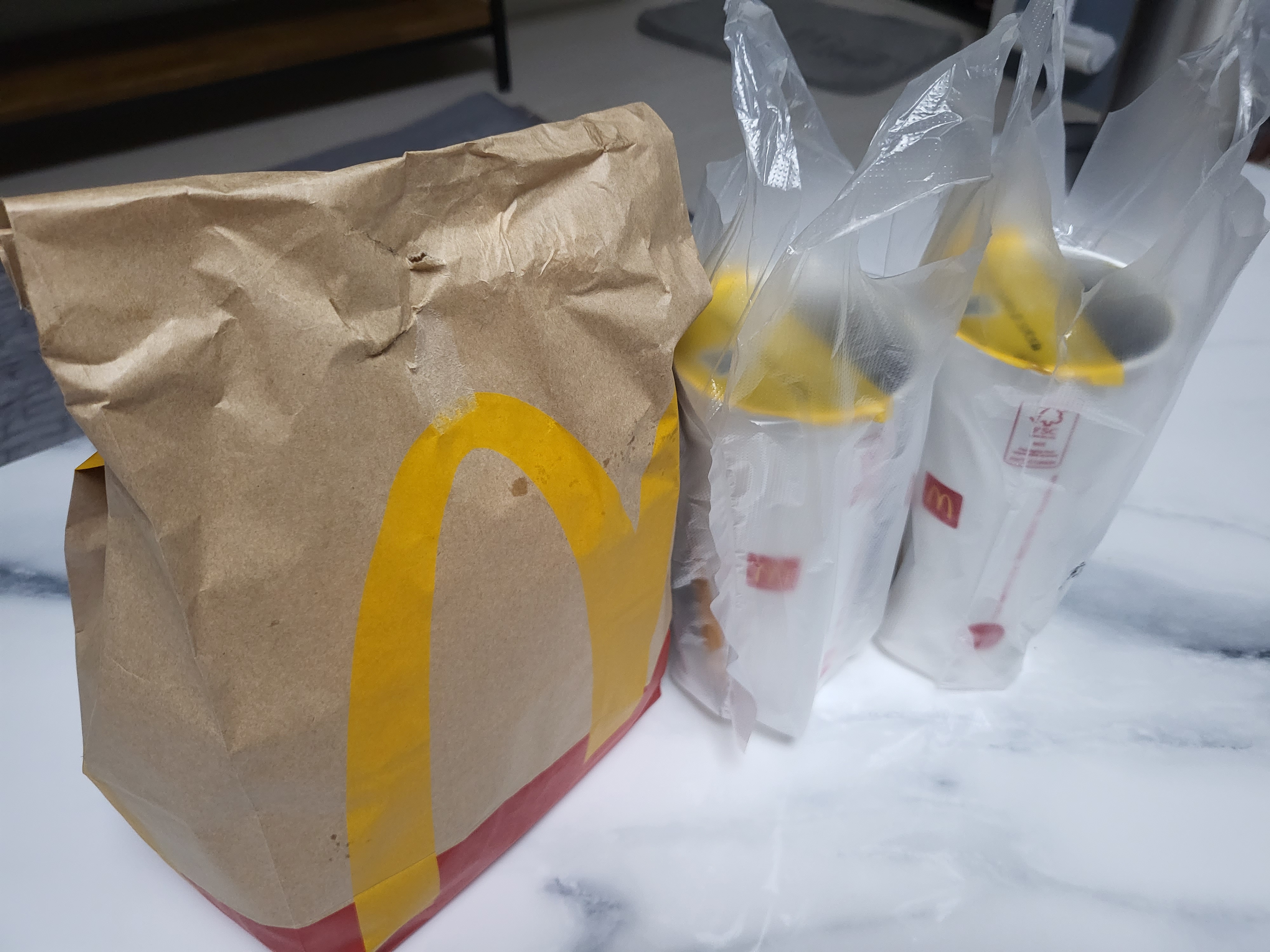 맥도날드 동수원GSDT점 행운골드버거외 후기-2