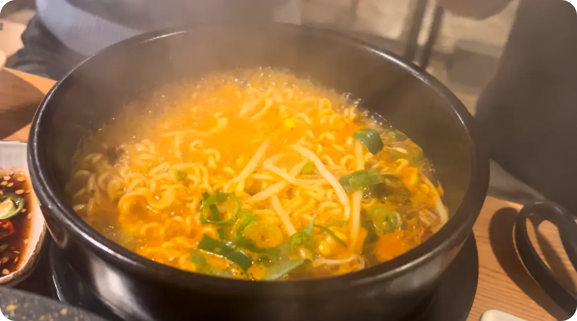 안국역-정원고깃집-사이드-메뉴-라면-사진