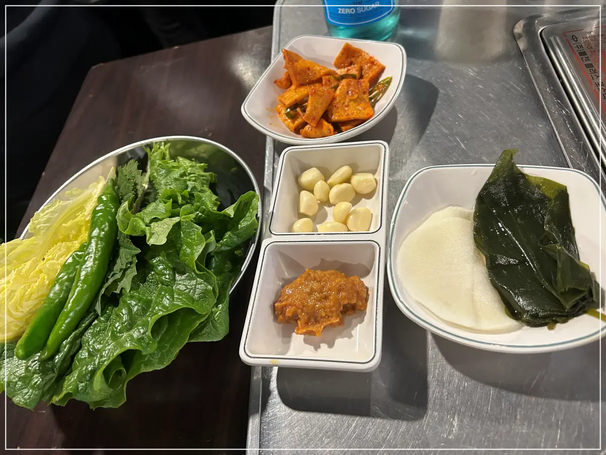 수유역-벼락고깃집-번동-쌈-채소-및-야채