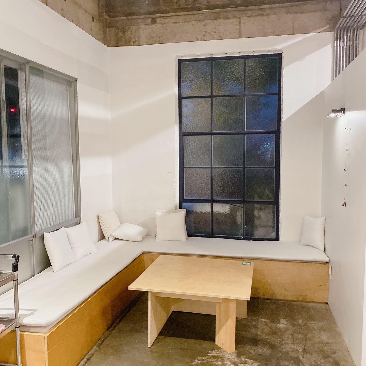 카페 어반르토아 제주 구남동 제주교육박물관 번 bun 맘카페 브런치카페