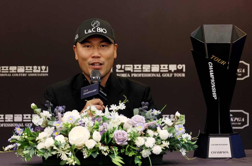 이대한 프로 2024 KPGA 투어챔피언십 남자 골프 대회 우승 보너스 상금 순위 장유빈 제네시스 포인트 부문별 1위 제주 사이프러스CC