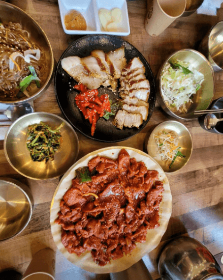 [6시 내고향] 공주산성시장 밤양갱 인절미 원조공주떡집&amp;#44; 알밤순대 광장순대&amp;#44; 알밤갈비탕 코다리찜 영진식당&amp;#44; 공주알밤 택배 주문