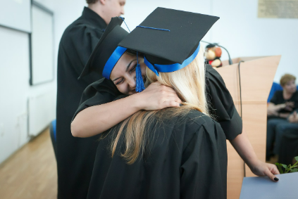 왜 대학 졸업장이 ‘성공’의 티켓이 아니게 되었을까?