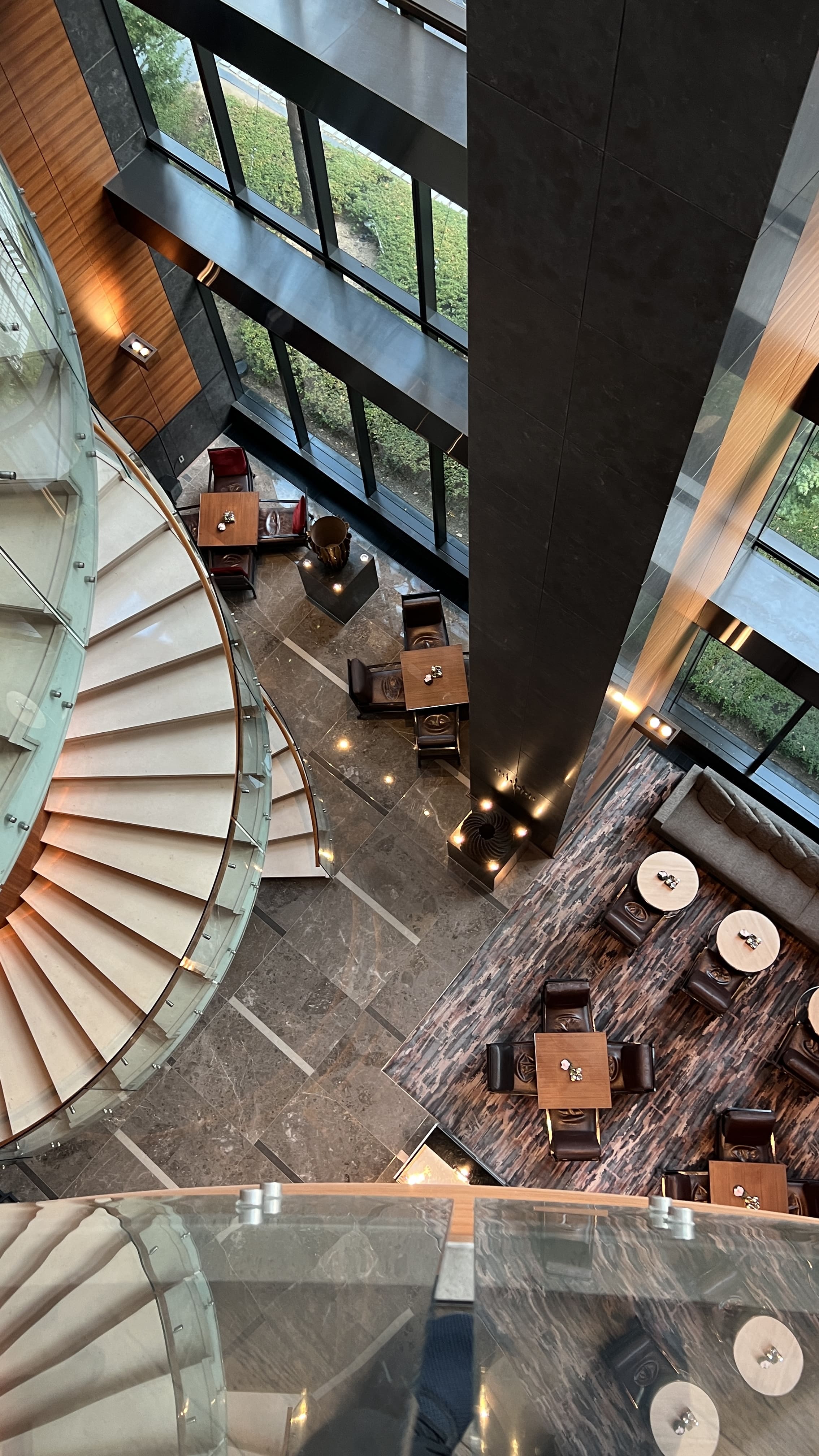 콘래드서울호텔-zest-조식