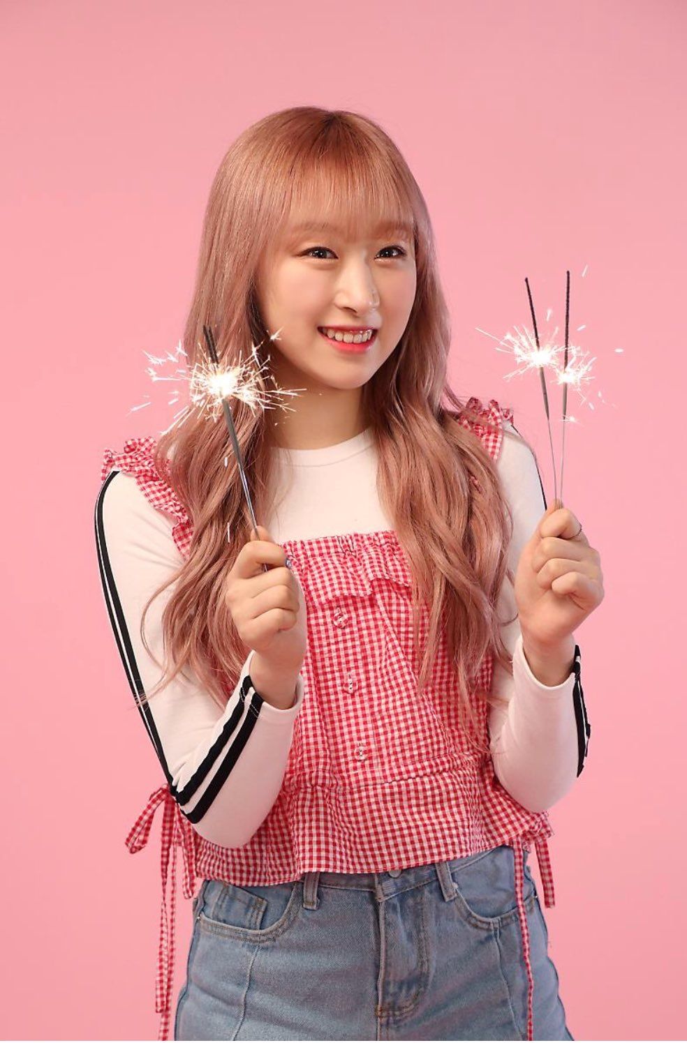 우주소녀 수빈 인스타그램 사진 몸매 얼굴 화보 움짤 트위터 고화질 우주소녀 수빈 인스타그램 사진 몸매 얼굴 화보 움짤 트위터 고화질