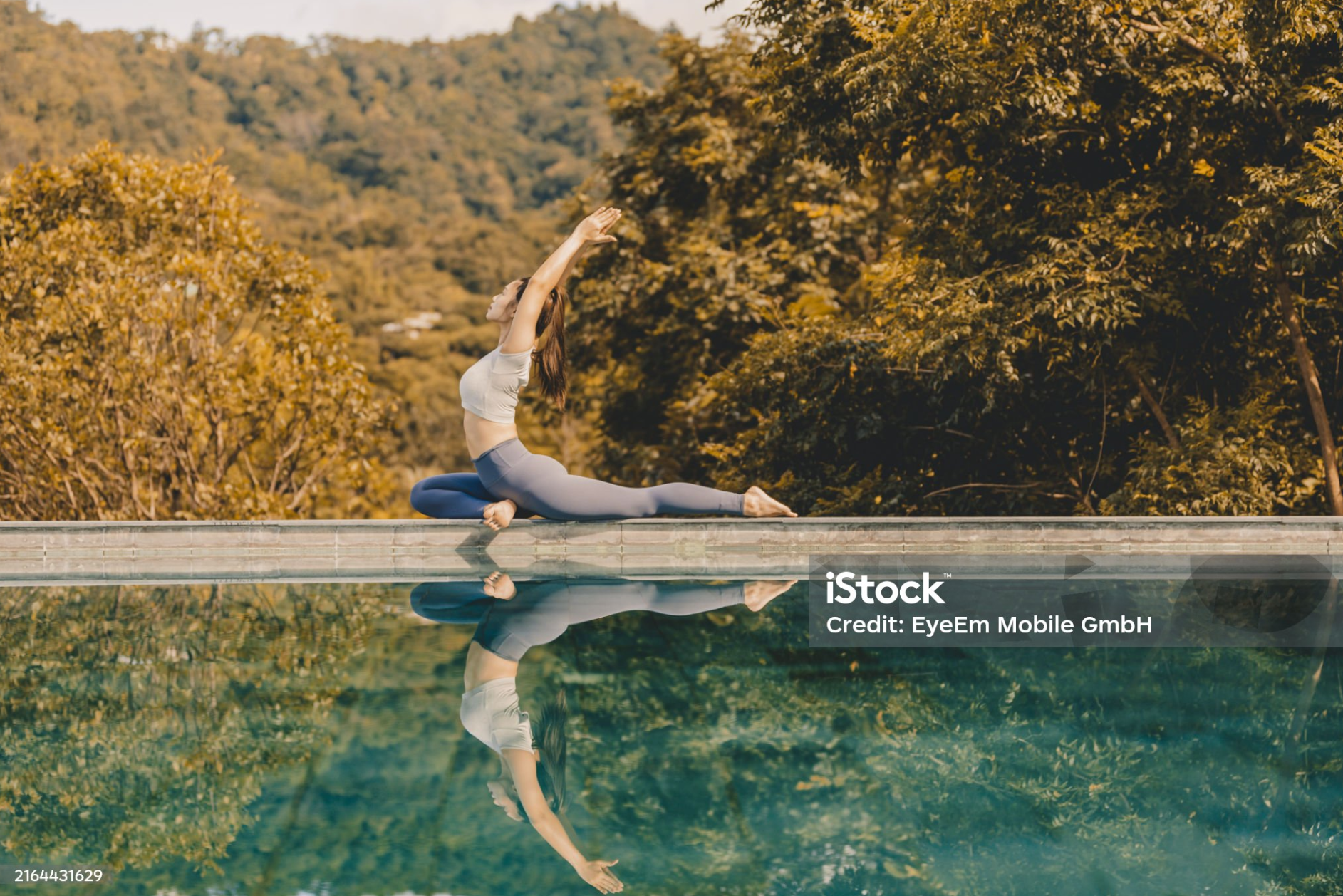 간단한 자세부터 시작하고,