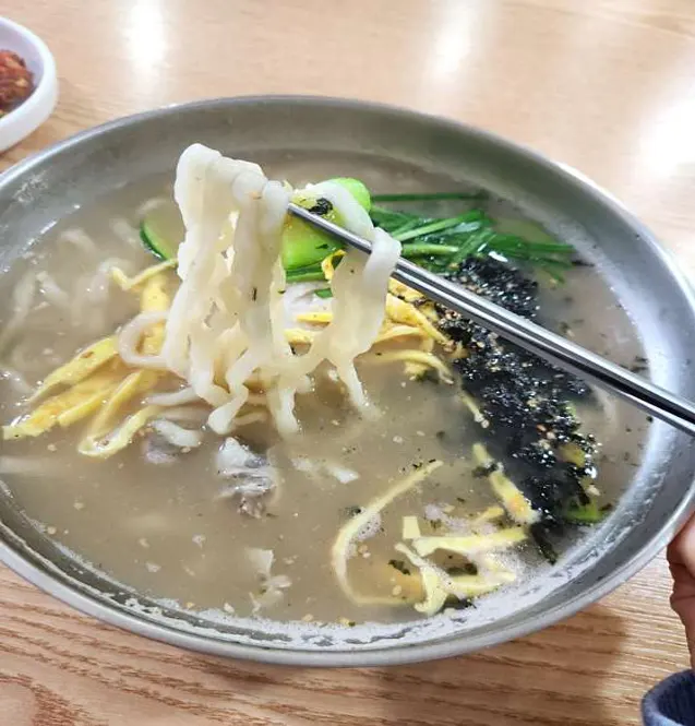 통통칼국수