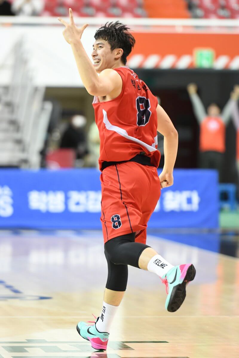 KBL 현대모비스, 정관장 제압! 6강 플레이오프 1차전 승리