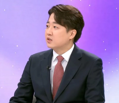 이준석 관련주
