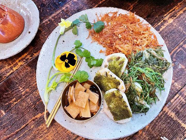 보자기 비빔밥 미쉐린 미슐랭 식당 비건 꽃밥 눈개승마 한우 흑산도 우럭 종로 북촌 인사동 맛집