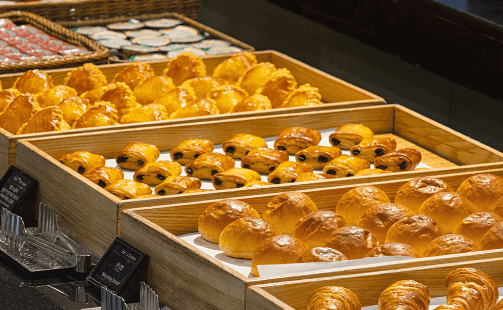 셰프스키친-뷔페에-차려진-디저트-사진