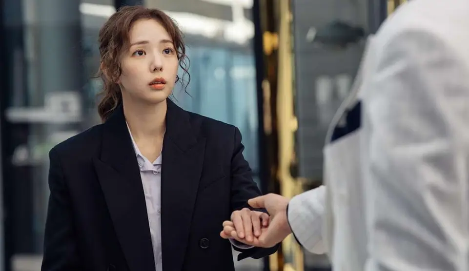 넷플릭스-나를-충전해줘-출연진-공개시간-기본정보