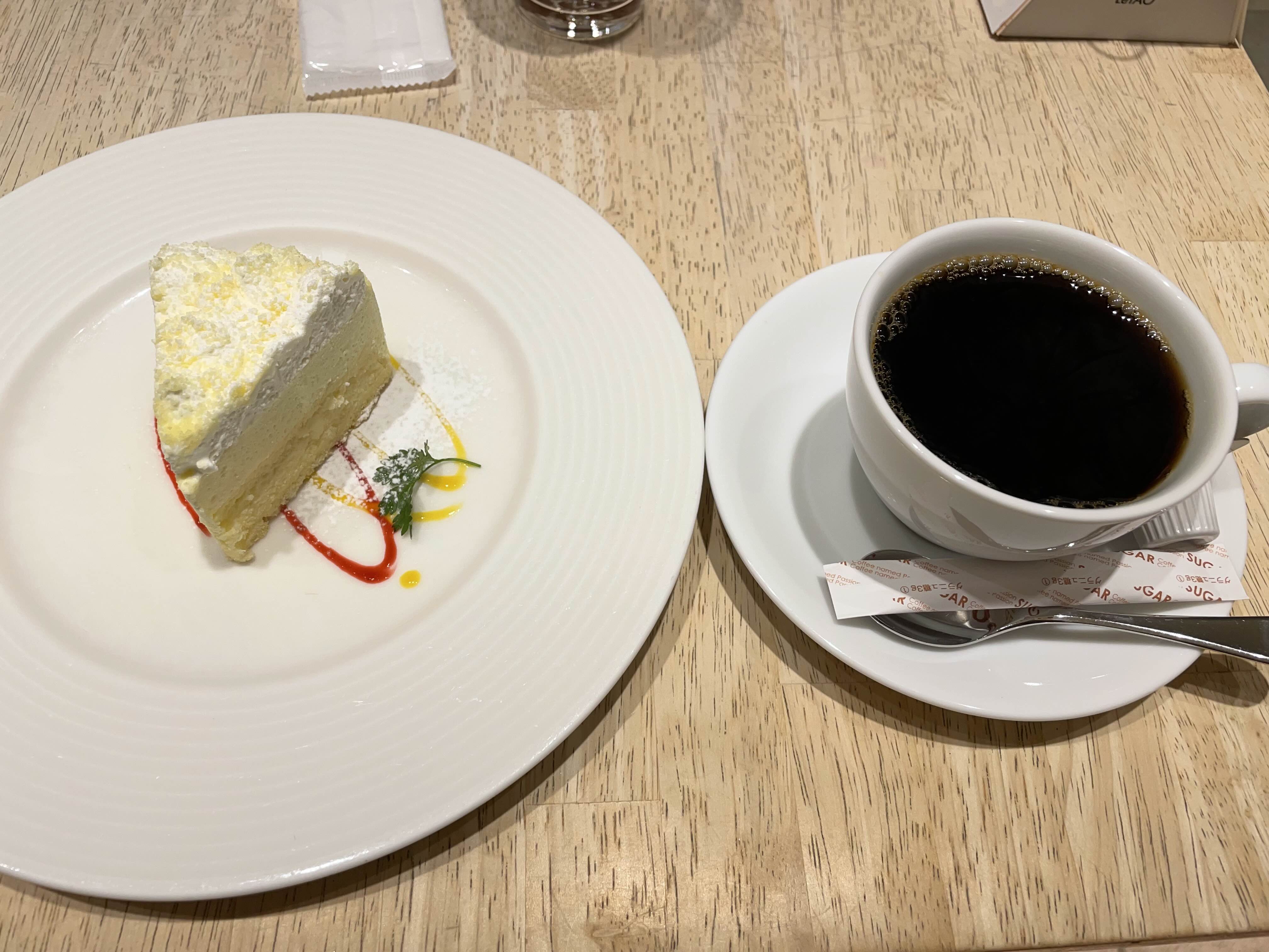 르타오 오타루점의 치즈케이크