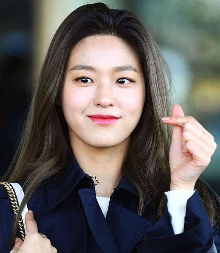 AOA-출신-설현(김설현)