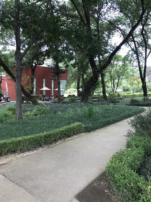 플랜테이션 내부 전경