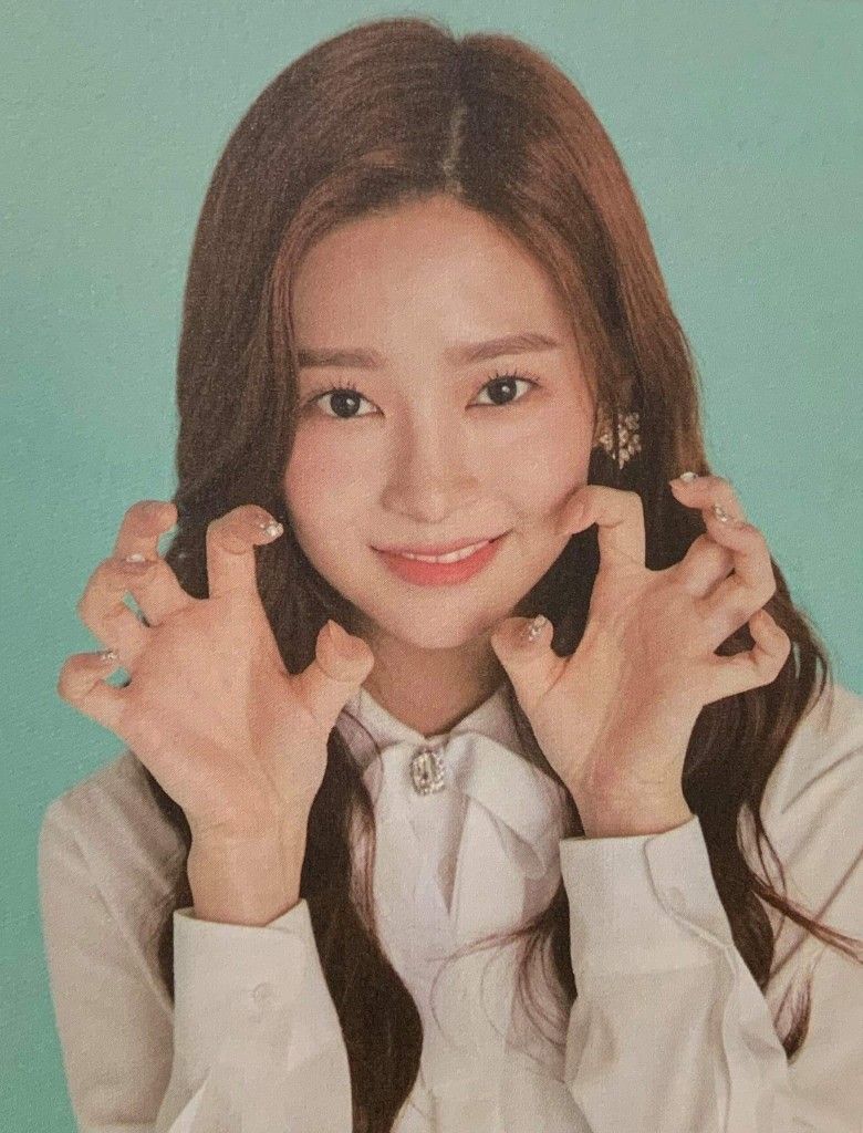 아이즈원 김민주 최애사진