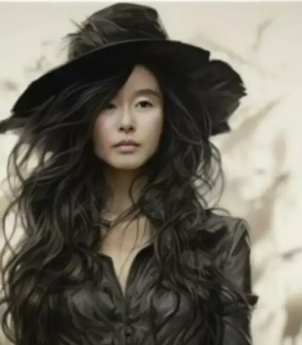 예지원-배우-사진