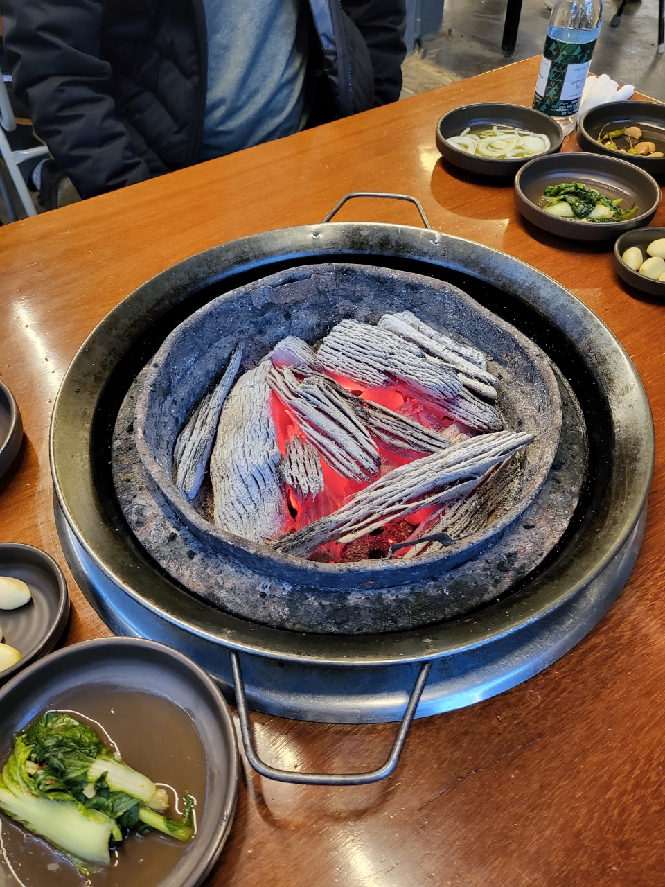토담숯불닭갈비