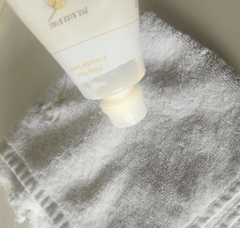 마요네즈로 눌은 자국 지우는 방법