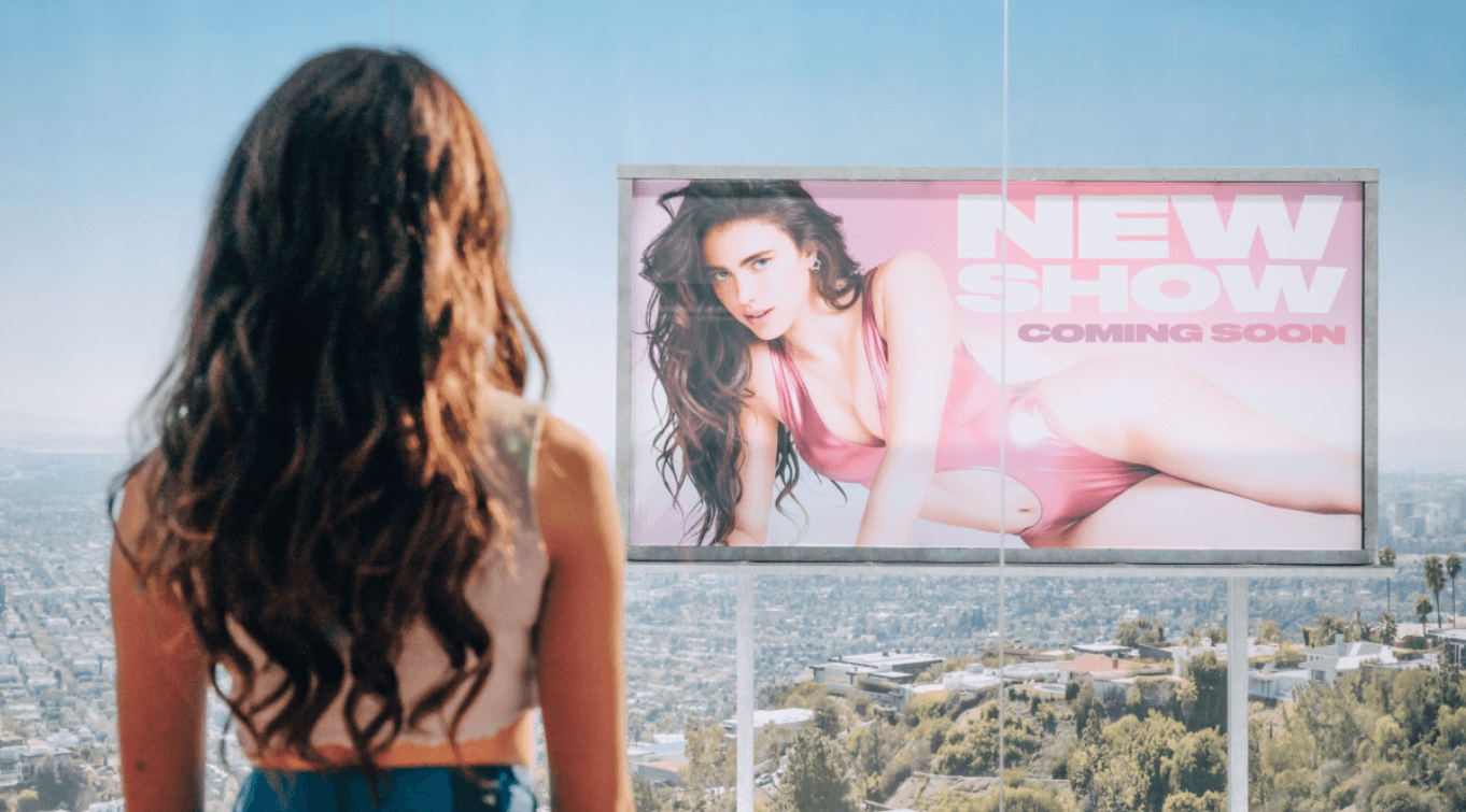 서브스턴스 평점과 관람평- 흥행포인트 루키즘·에이지즘 논란