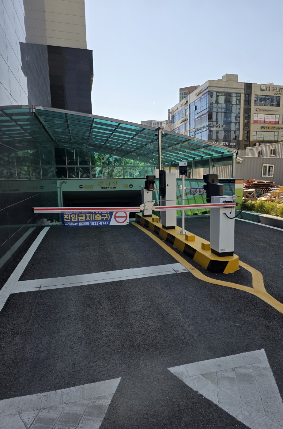 주차-시스템은-무인-운영이-가능합니다.