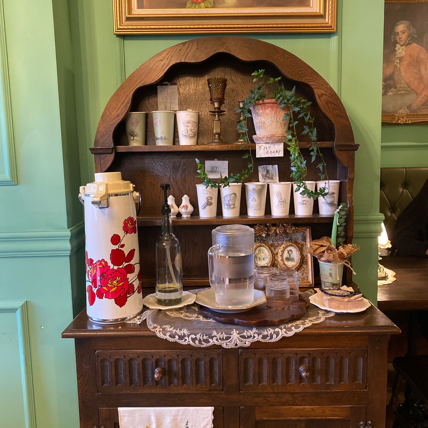 제주 삼성혈 도남 52번가 커피하우스 컵플레 케이크 런던크림커피 카페