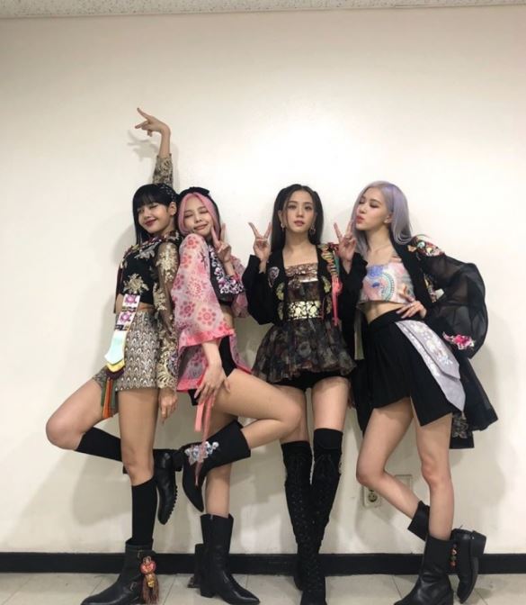 블랙핑크 8주년 팬사인회 위버스 응모방법