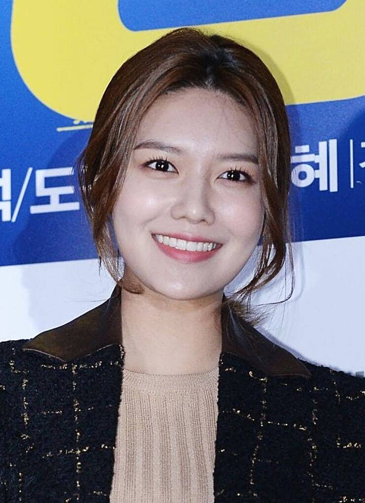 배우-최수영