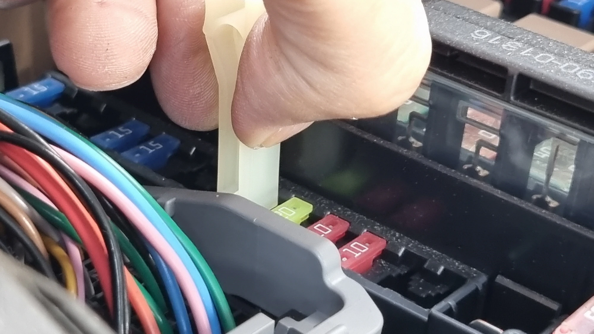 퓨즈 집게 사용법