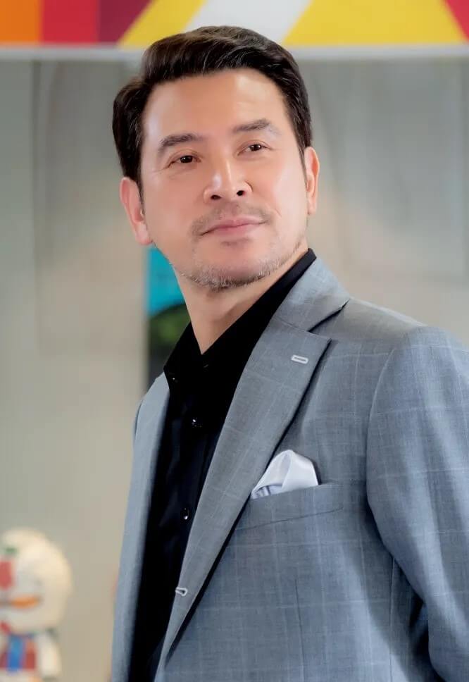 훈남정음의 남경읍의 대표 홍보 포스터입니다. 강정도 역을 맡았습니다.