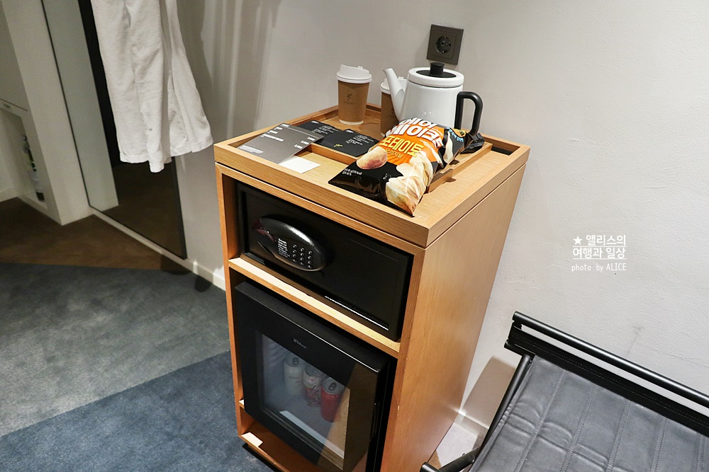 L7 홍대 바이 롯데 스탠다드 더블 룸 꼼꼼후기