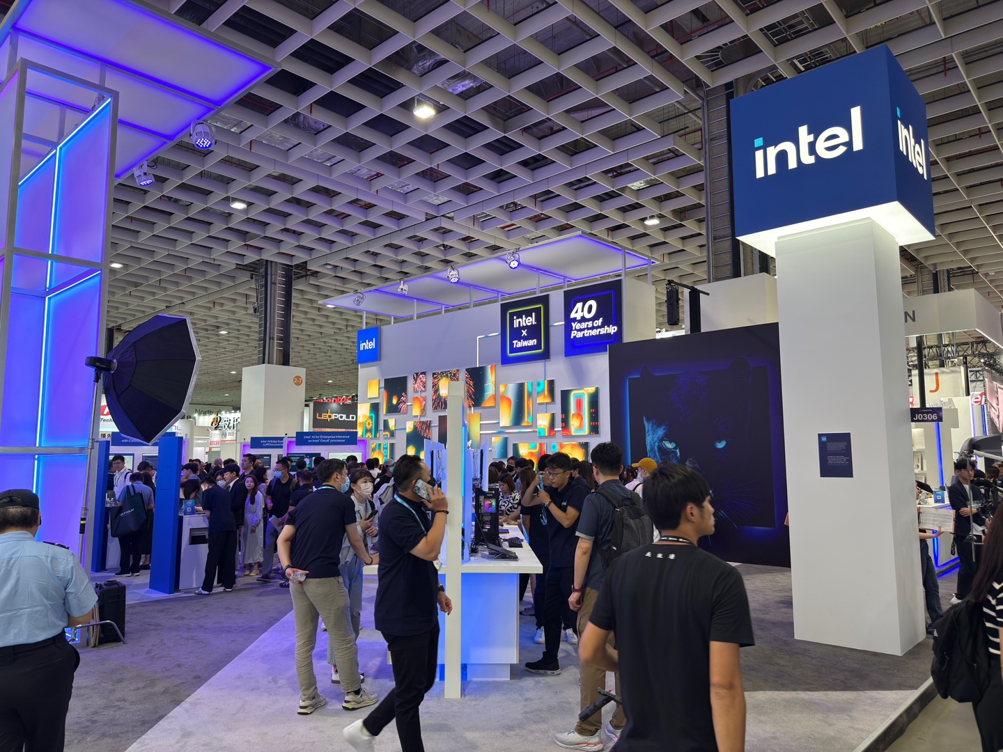 [현장 스케치] &lsquo;AI Next&rsquo; 시대를 마주한 현장 - COMPUTEX 2025 in 타이베이