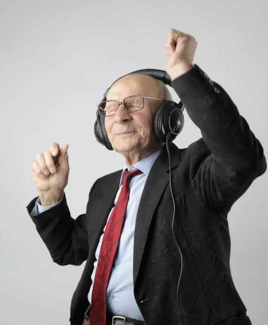 2025 노인일자리 신청 방법 총정리 – 참여 자격부터 절차까지 한눈에!