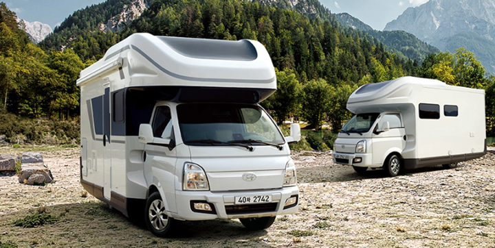 포레스트-캠핑카-2대-사진