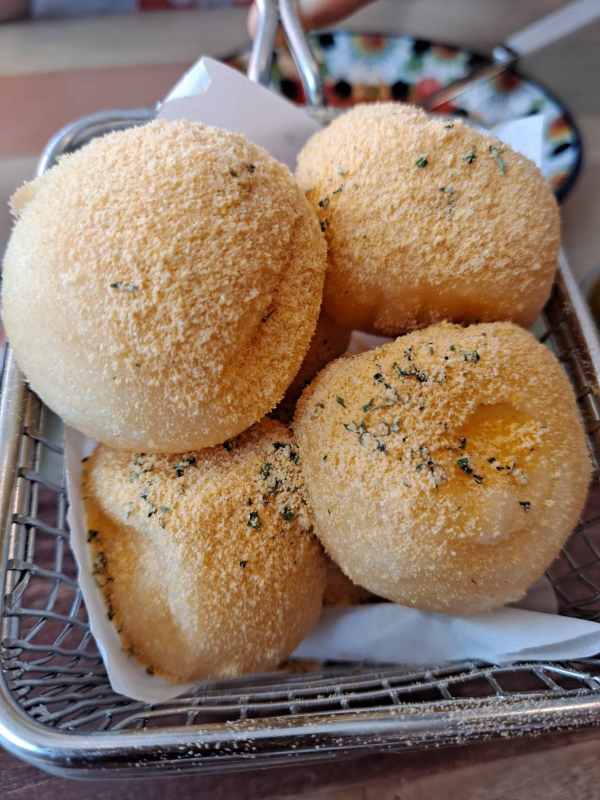 빨강다람쥐 치즈볼