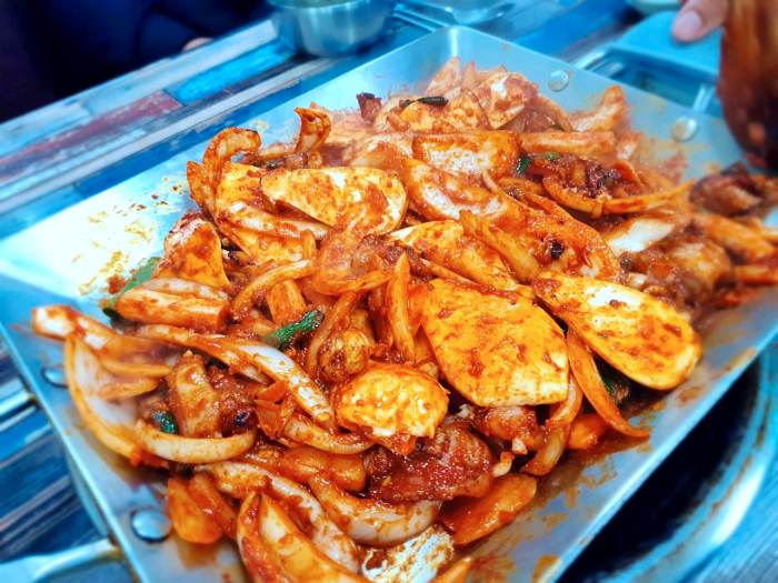 6시내고향 부산 부전시장 곰장어 구이 맛집