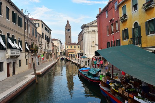 베니스에 사랑에 빠지게 만든 8가지