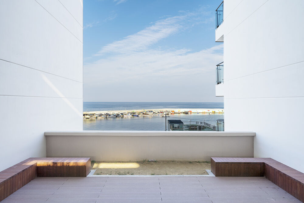 강릉 컨피네스 오션 스위트 호텔｜신축 오션뷰 스위트 &amp; 인피니티풀까지 완벽한 호캉스