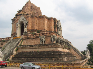 치앙마이 왓 체디루앙