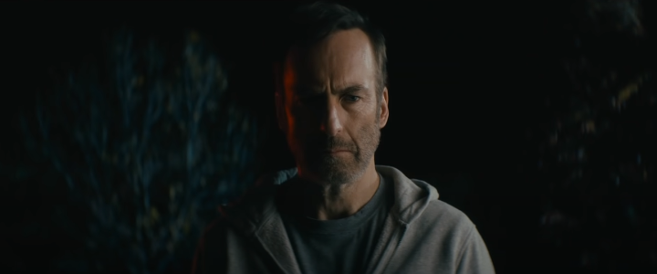 주인공허치의정면클로즈업샷