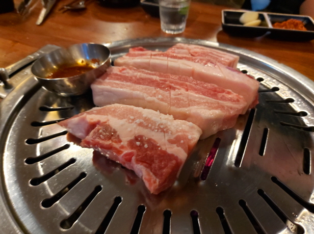 창고 삼겹살